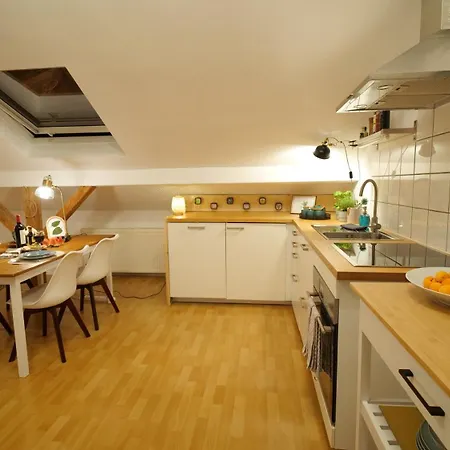 Treetop - Ausblick Ins Gruene Appartamento