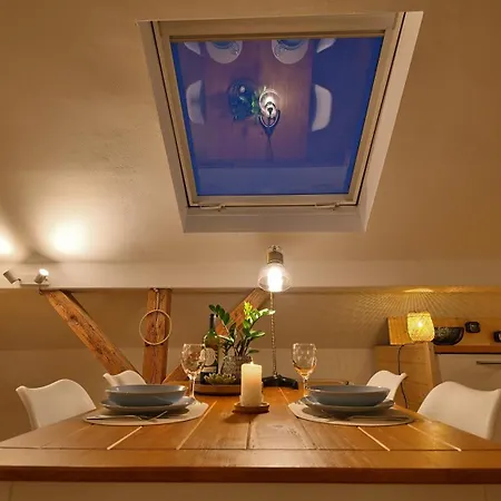 Treetop Apartment - Schwarzwald Und Schwaebische Alb Apartment
